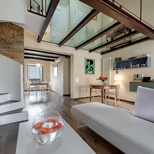 Chianti Design Infinity Pool Shared Bed & Breakfast